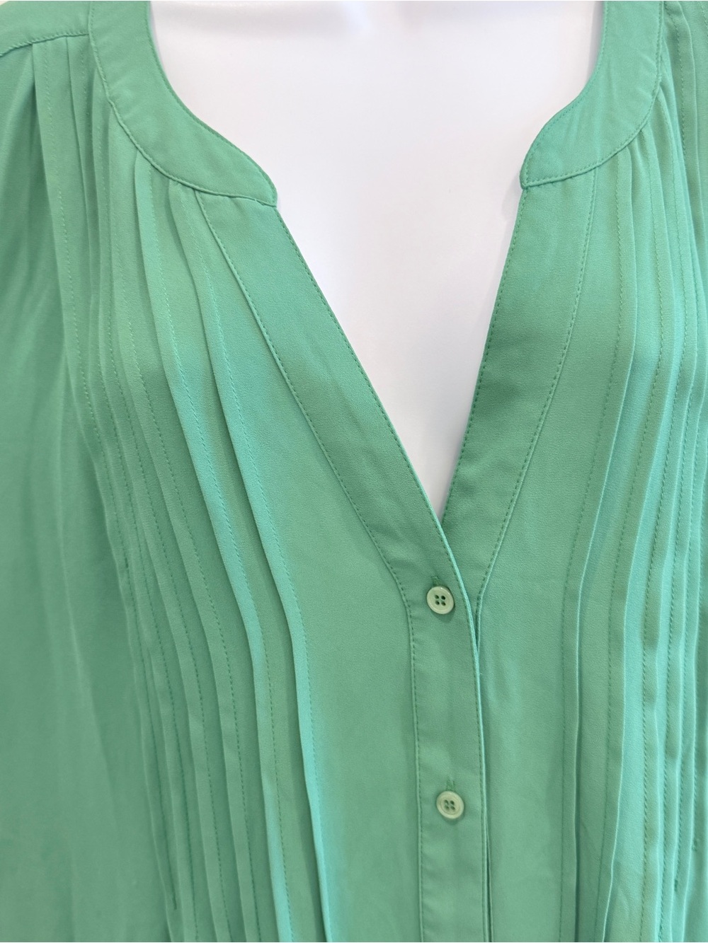 BCBGMaxAzria Emerald Pintuck Button-Front Tunic - Picture 3 of 5